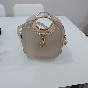 Beige shoulder bag see by cloe